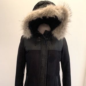 Danier Leather Trimmed down coat 2XS